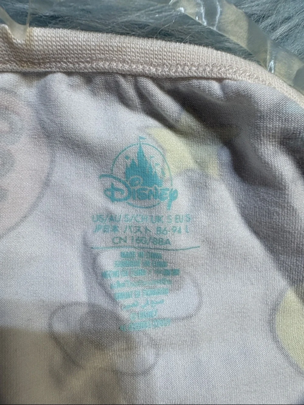 Disney Parks Chip ‘n Dale Long Sleeve Pajama Top sz S - Picture 6 of 8